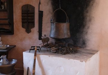 cook, cooking zone, chimney-2663141.jpg